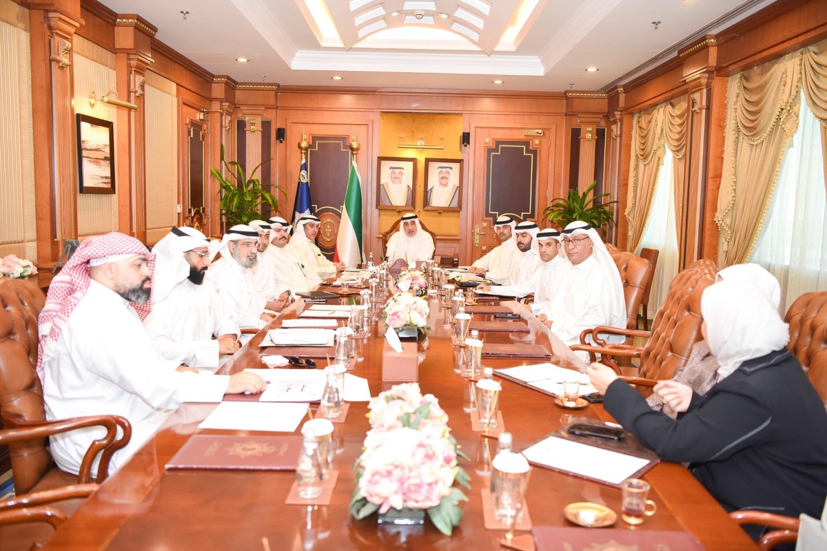 Sheikh Fahad chairs the first meeting on religious institution oversight