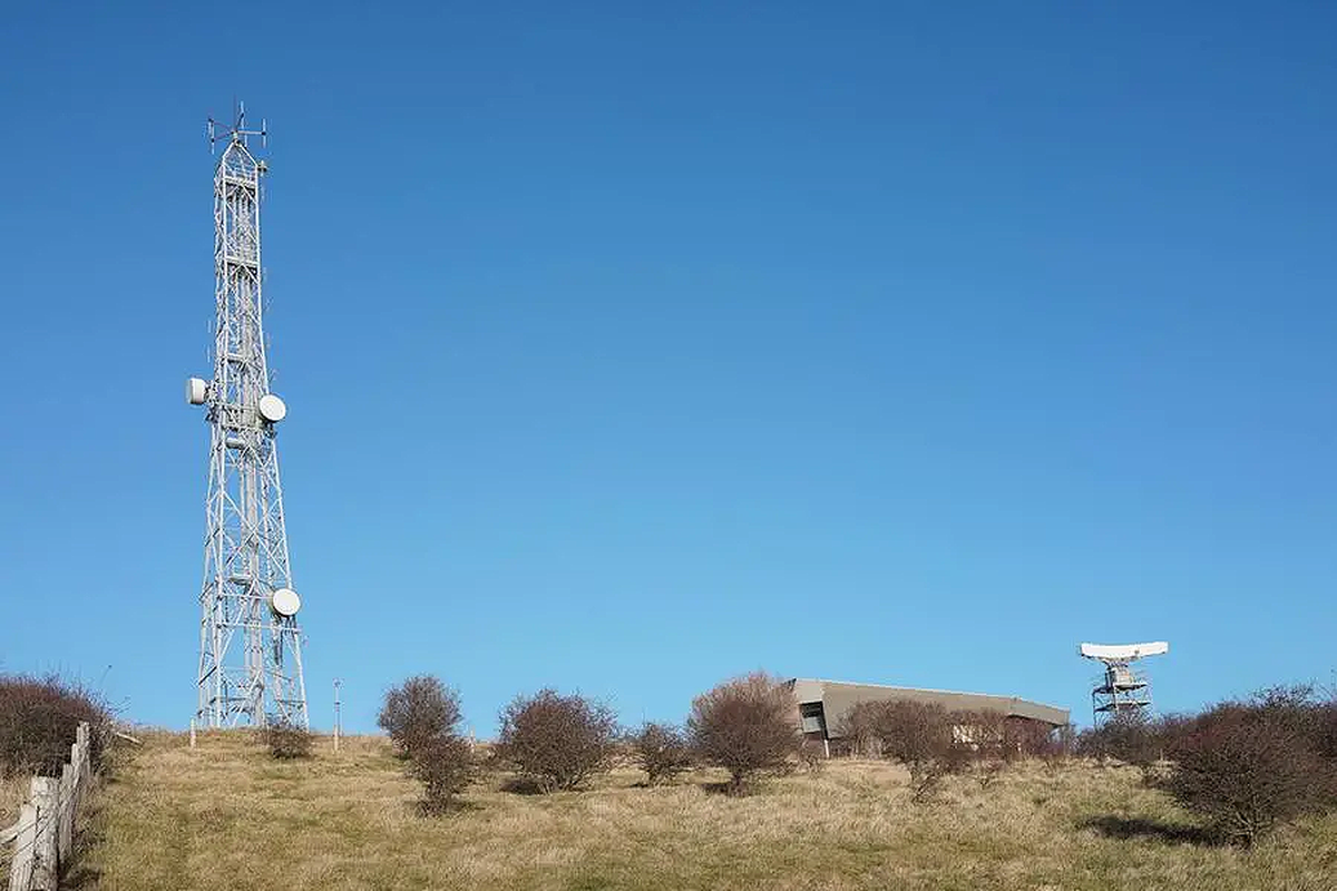 Telecom towers in Kuwait spark questions
