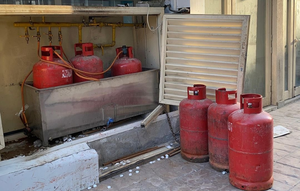 Shops Closed in West Abu Fatira Over Fire Safety Violations | arabtimes