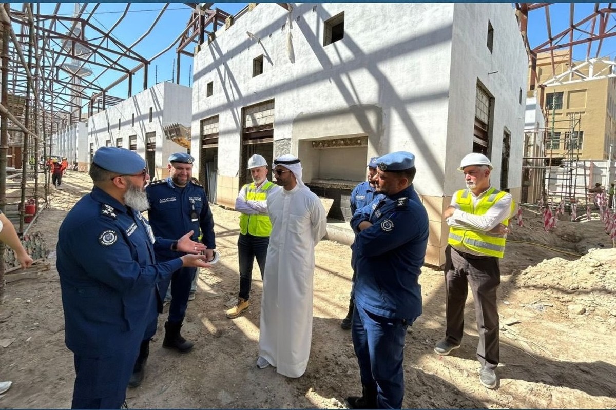 Kuwait Fire Force reviews safety measures at Mubarakiya Market reconstruction