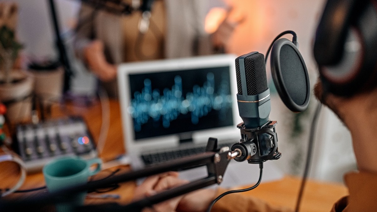 Podcast revolution reshapes global media, expands audiences and opportunities