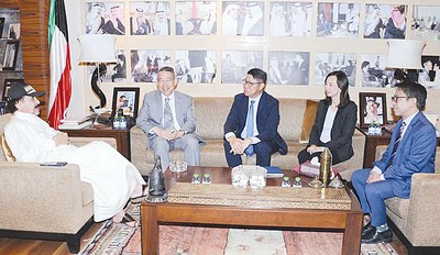 Arab Times Editor-in-Chief meets Hong Kong trade delegates, opens new cooperation chapter