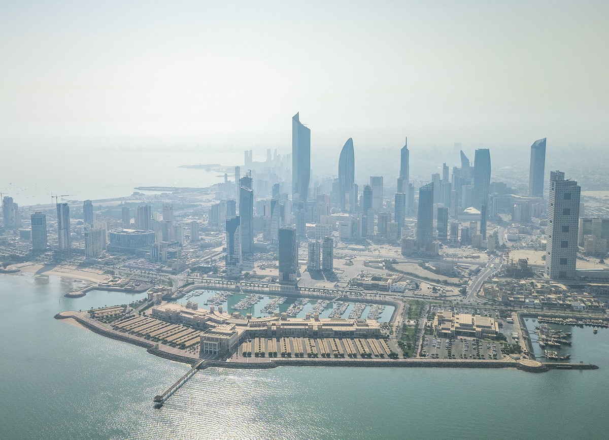 Dusty winds reduce visibility in parts of Kuwait: Meteorology Dept