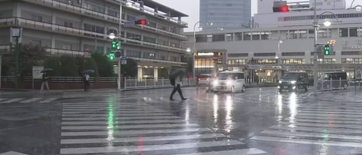 Typhoon to bring violent winds, rain to Japan's Izu Islands