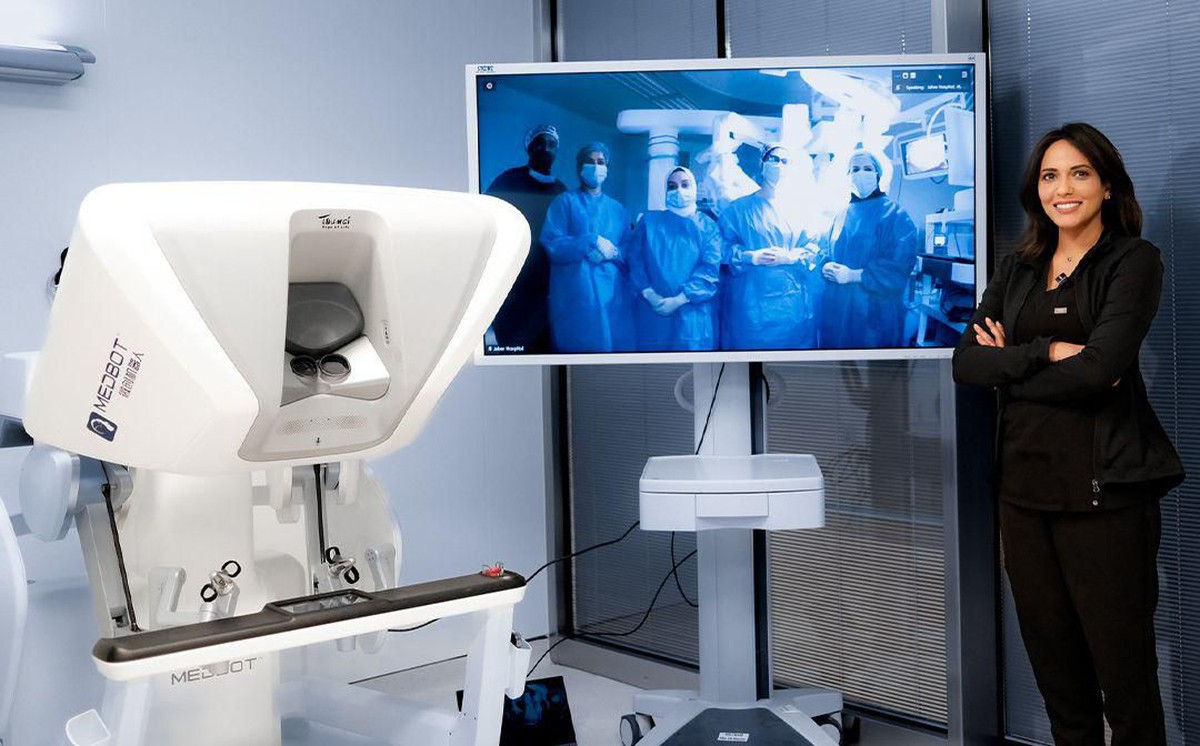Kuwait achieves world&rsquo;s first remote robotic gynecological cancer surgery