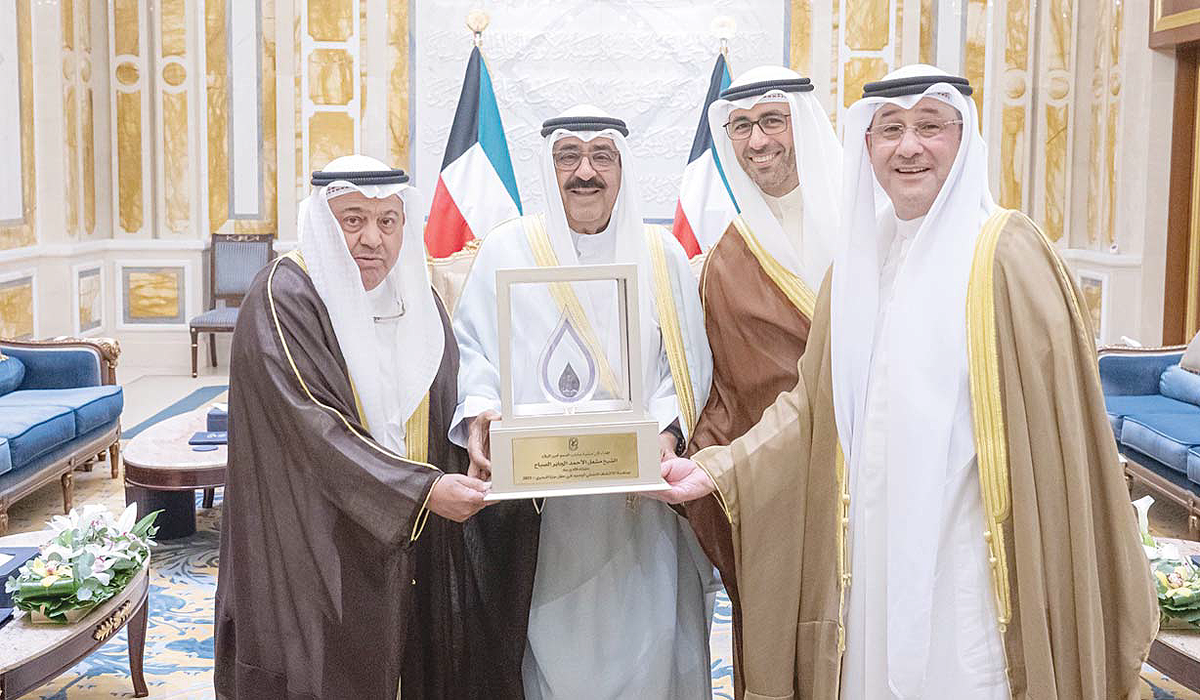 HH Amir, Crown Prince briefed on major gas find in Kuwait