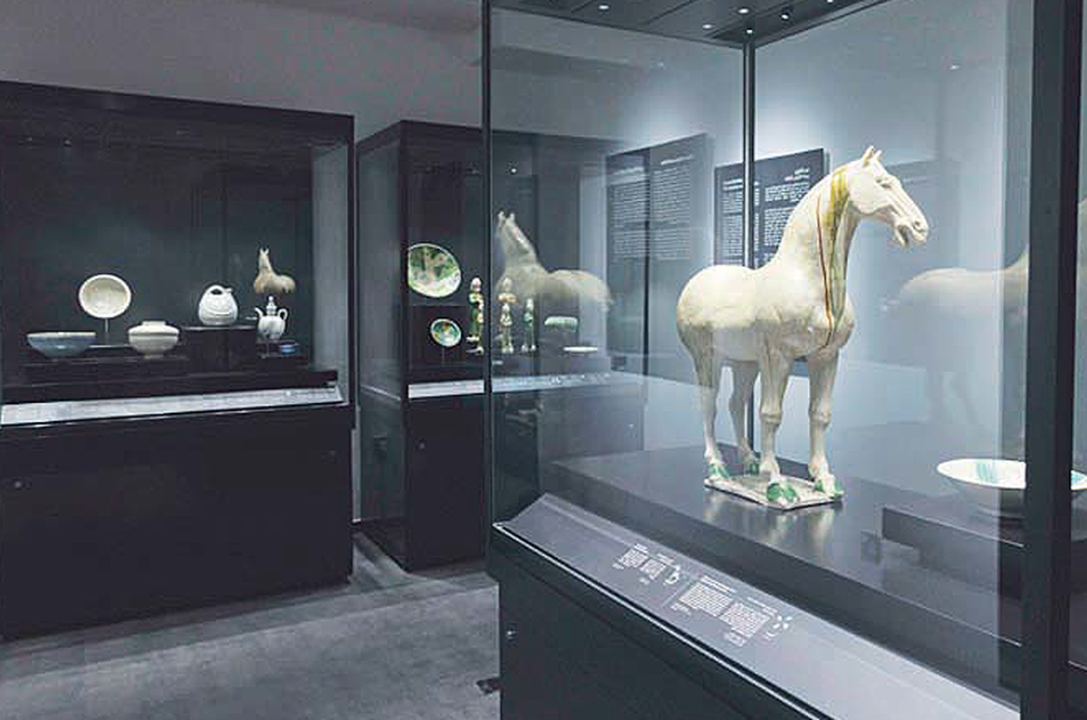 &lsquo;Distance and Closeness&rsquo; exhibition celebrates growing cultural ties between Kuwait and China