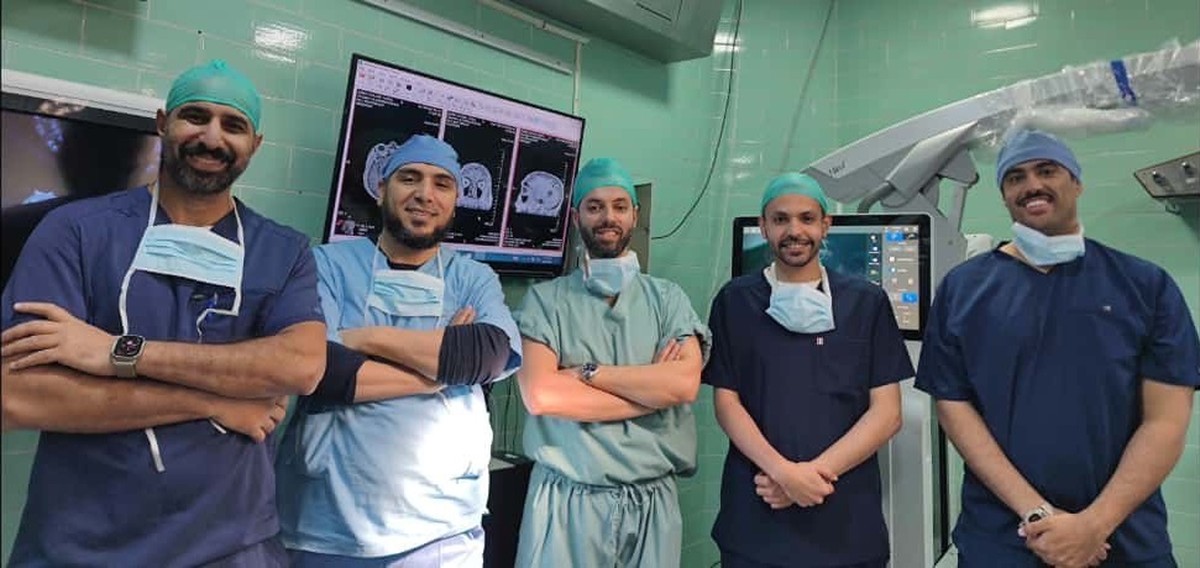 Kuwaiti doctors perform rare, life-saving brain artery bypass surgery