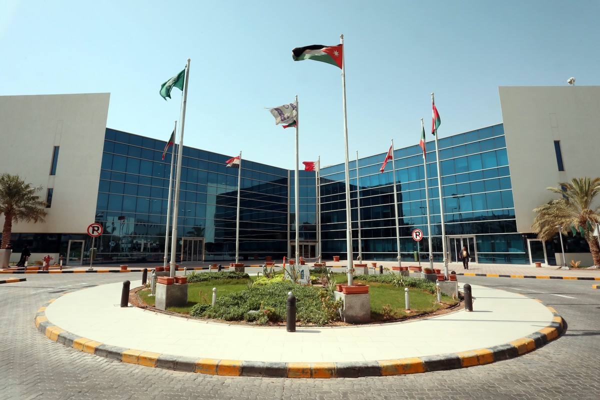 AOU to host international summit on 'Prospects for AI' in Kuwait this November