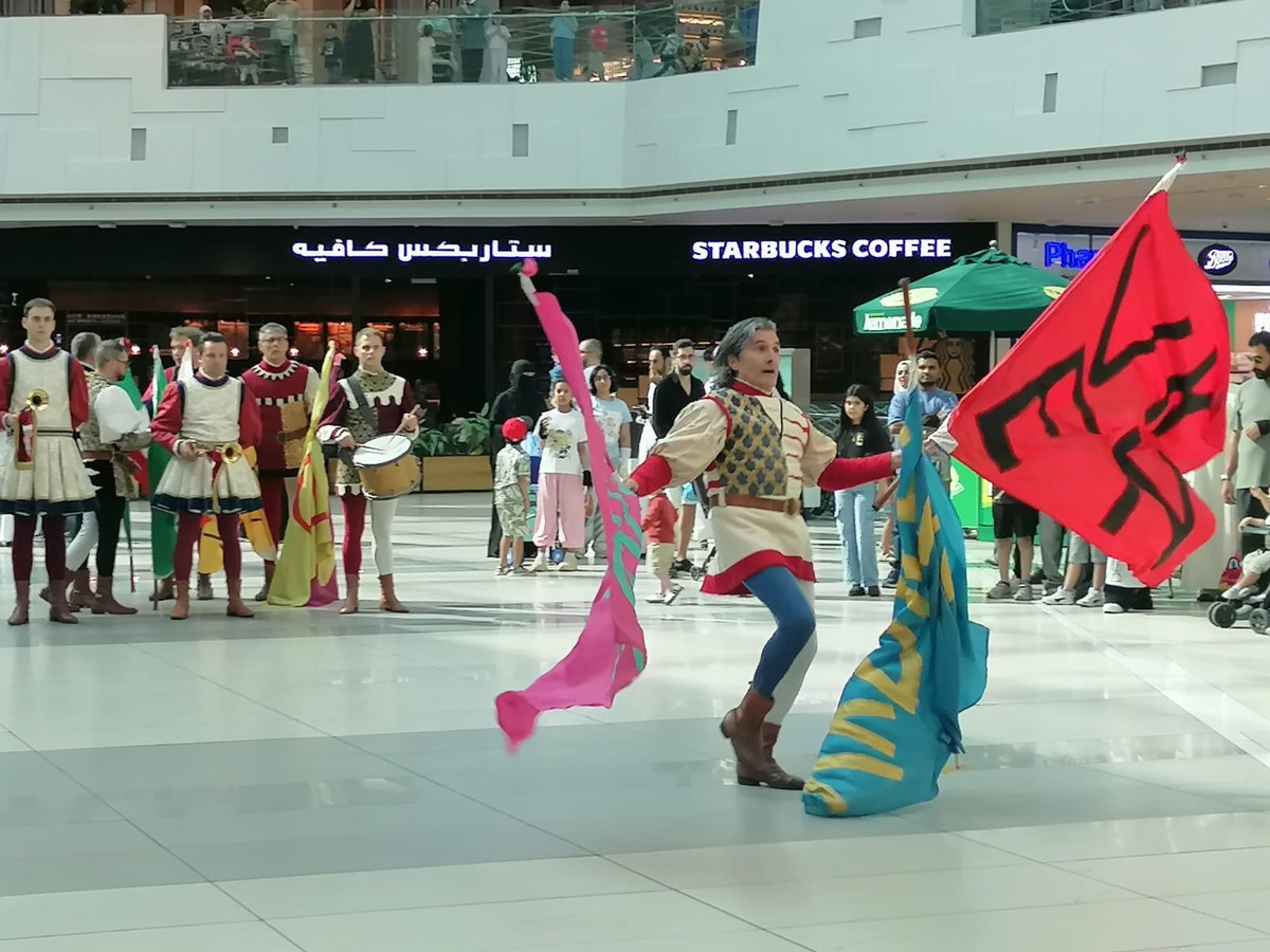 Italian Magic Unfolds at Avenues Mall with Dazzling Flag-Waving Show