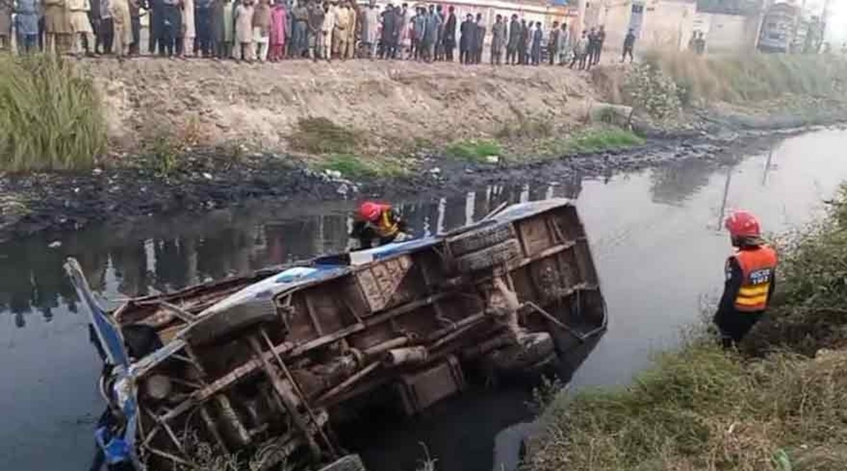 21 children injured as truck rams into school bus in Pakistan's Punjab