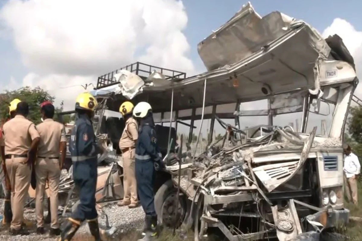 Truck rams into bus in southern India, killing at least 20