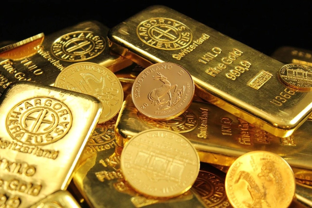 Gold stabilizes at $4,000, poised for a potential upswing