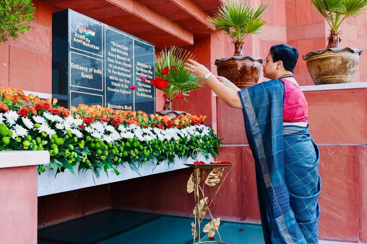 New Indian Ambassador Launches Kuwait Assignment with Diplomatic and Symbolic Acts