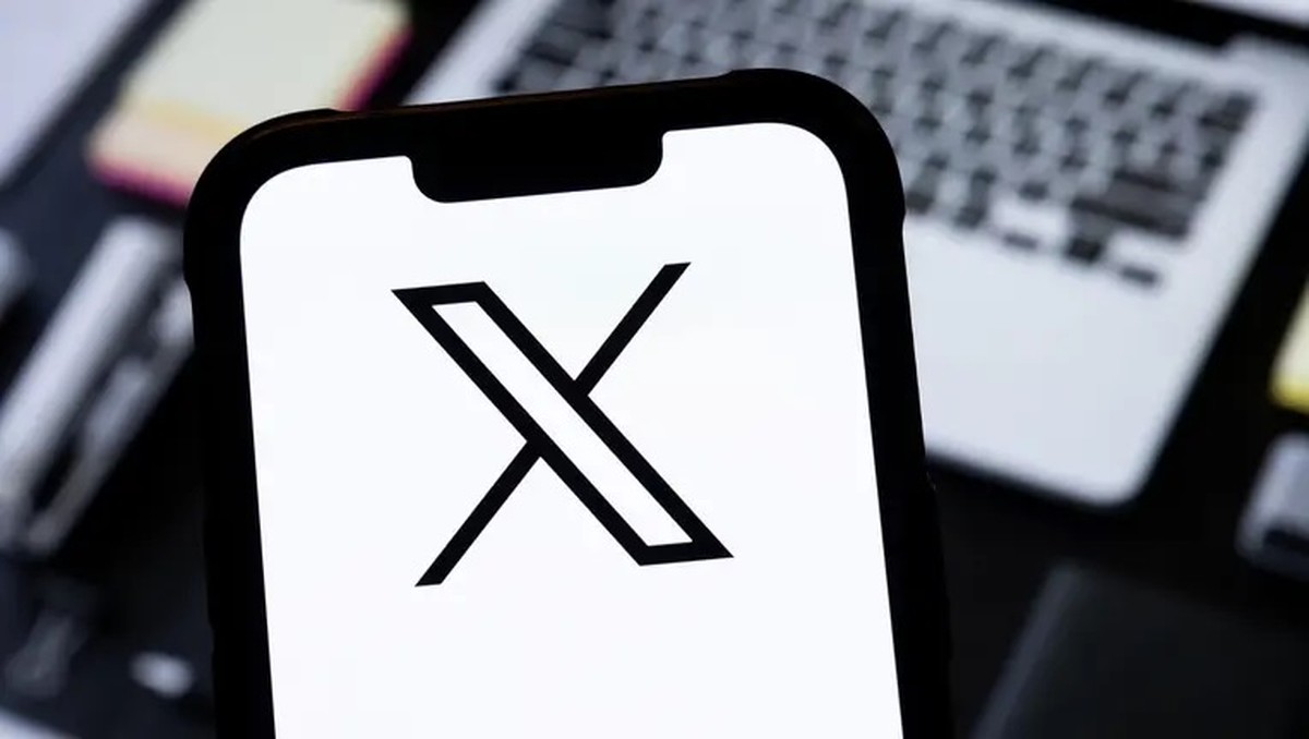 X down worldwide amid Cloudflare disruption