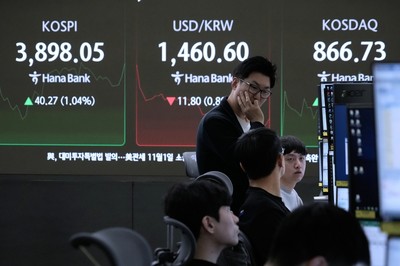 Asian shares rise, taking cue from Wall Street's winning streak