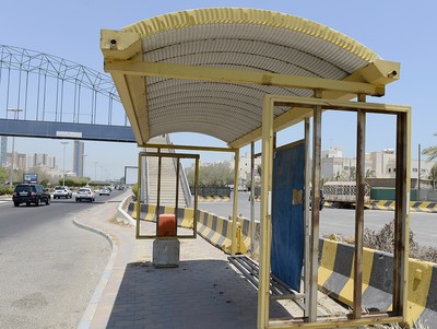 Kuwait’s Bus Stop Lapses Under Municipal Spotlight