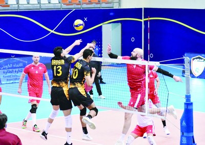 Kuwait Club takes on Al-Shabab in volleyball league