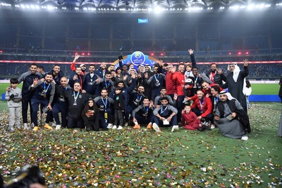 Amir congratulates the Kuwait Club on the Cup victory