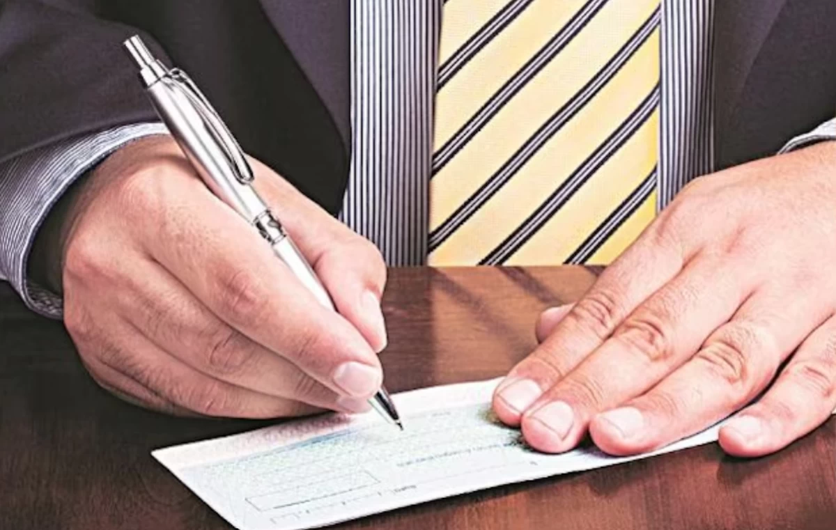 Expat Charged With Forging Company Cheques