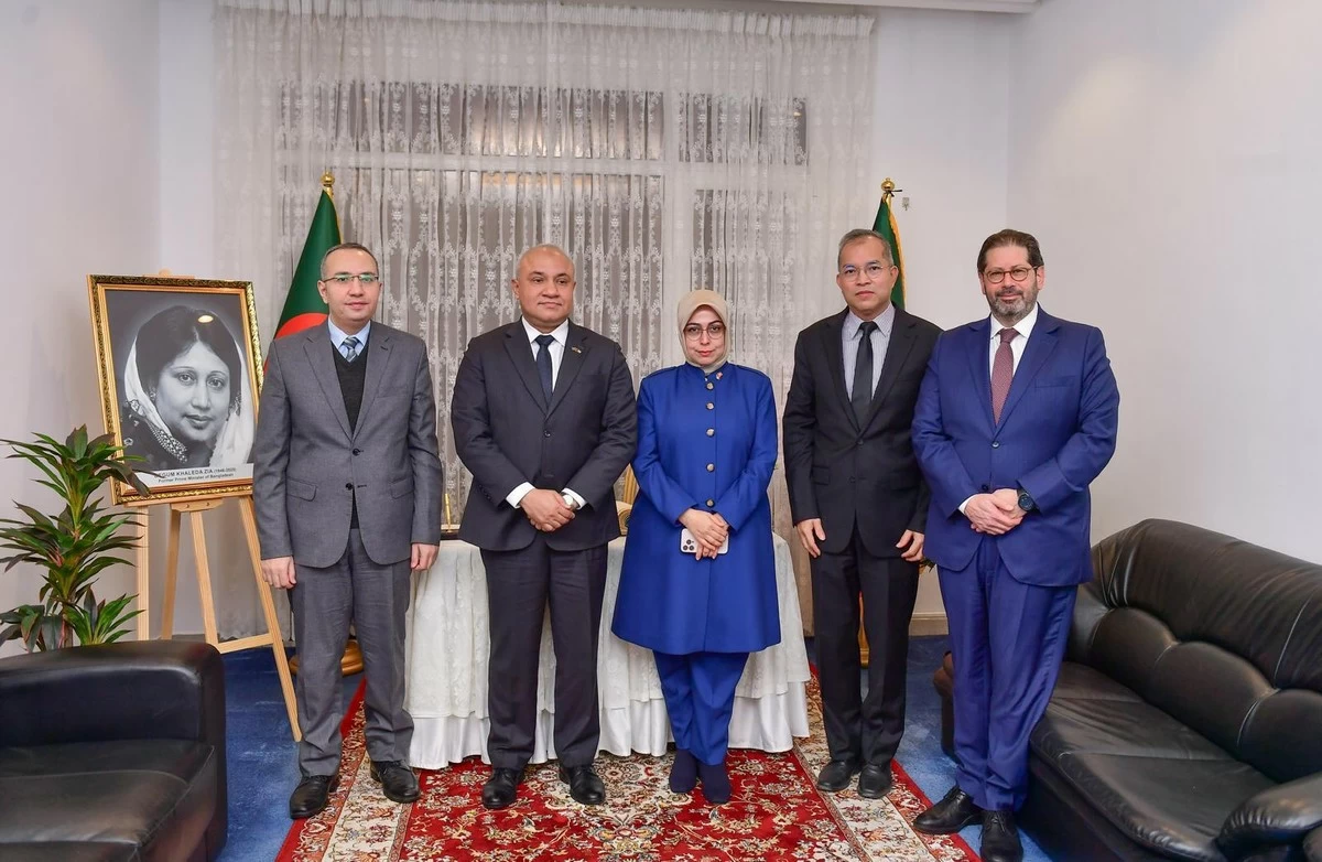 Bangladesh Embassy in Kuwait Holds Condolence Book Signing for Former PM Khaleda Zia