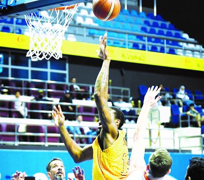 Al-Qadsia crushes Kazma as Kuwait Club dominates Al-Nasr
