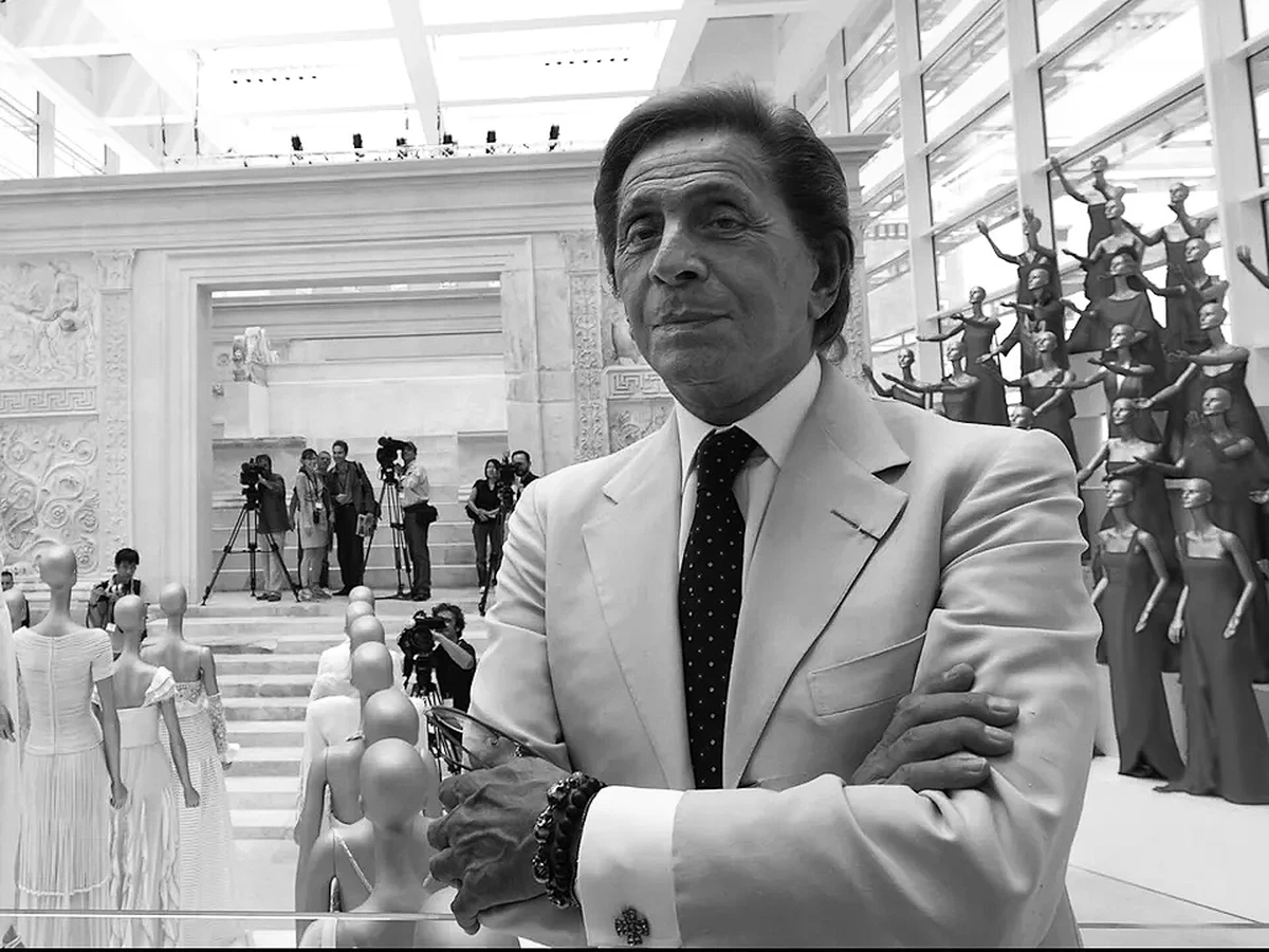 Valentino, Designer to Royals and Movie Stars, Dies at 93