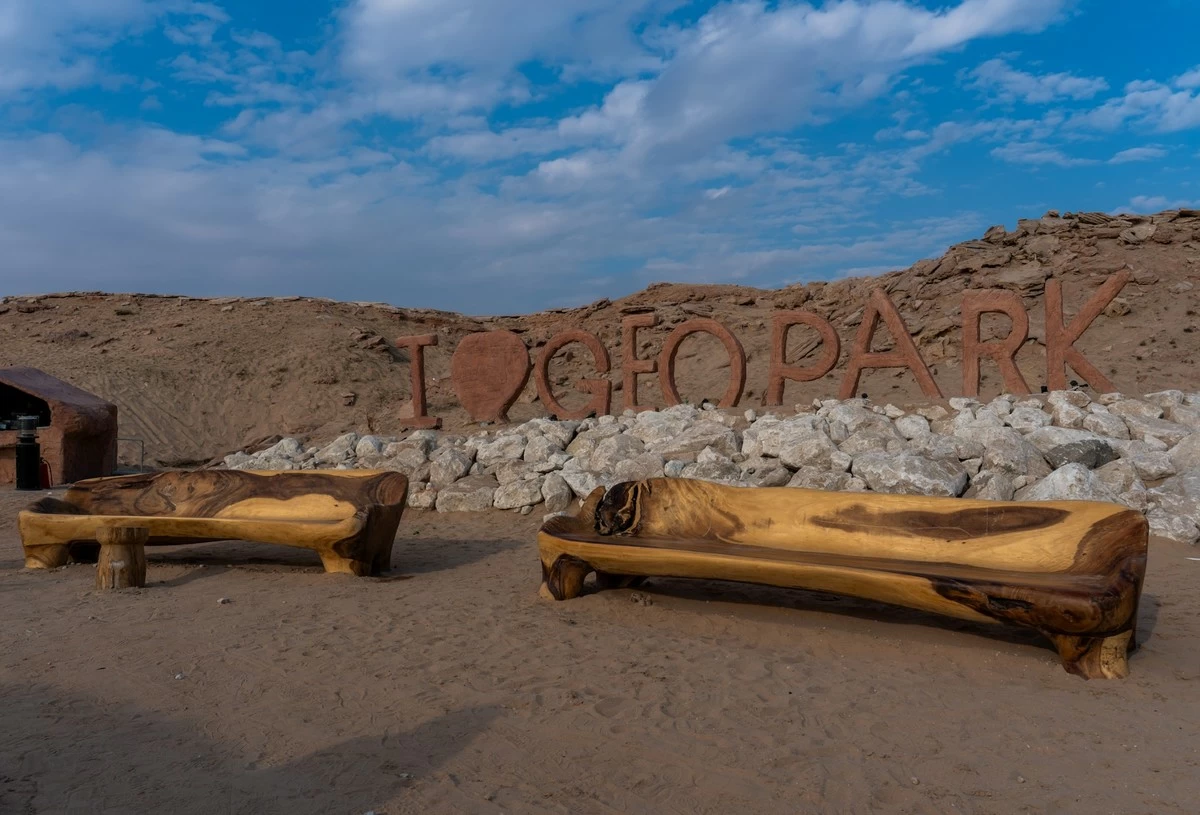 Kuwait launches volunteer program to promote geological heritage