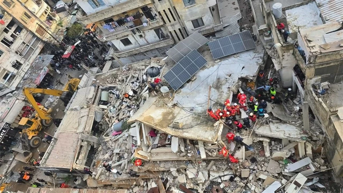 At least 2 killed after five-story building collapses in N.Lebanon