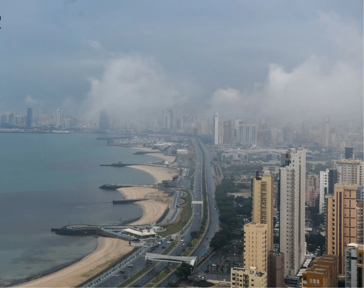 Strong winds to reduce visibility, temperatures to drop across Kuwait