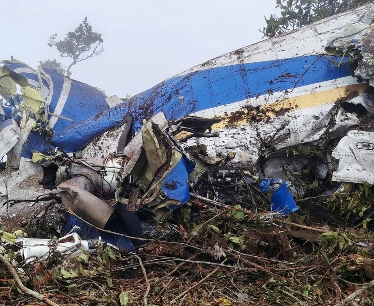 Colombia small plane crash kills 15
