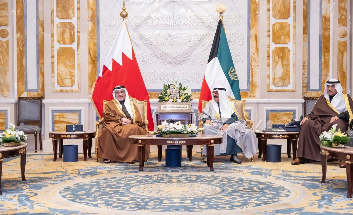 Kuwait Amir, Crown Prince, PM receive Crown Prince of Bahrain