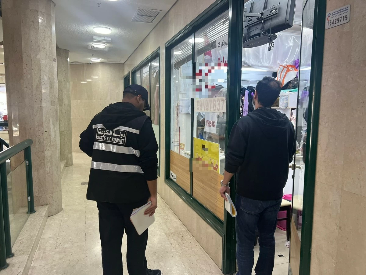 Municipality Steps Up Monitoring of Shops, Advertisements in Hawally