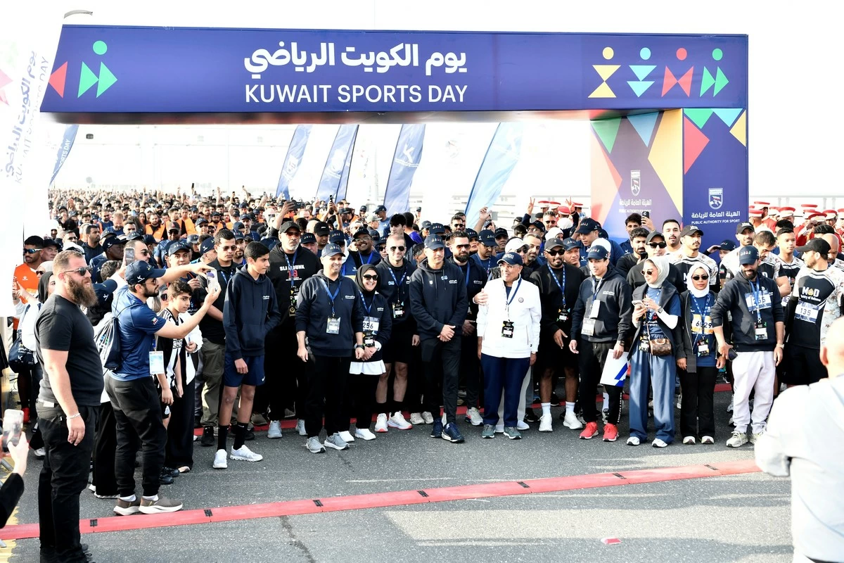 Nation unites on Sheikh Jaber Bridge for Kuwait Sports Day