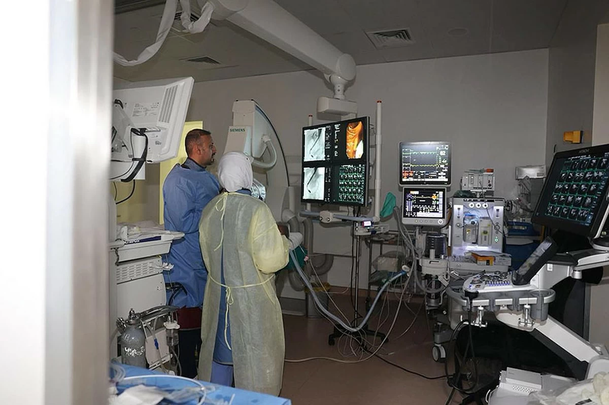 Kuwait's Jaber Hospital Performs Kuwait&rsquo;s First Non-Surgical Gallbladder Drainage Procedure