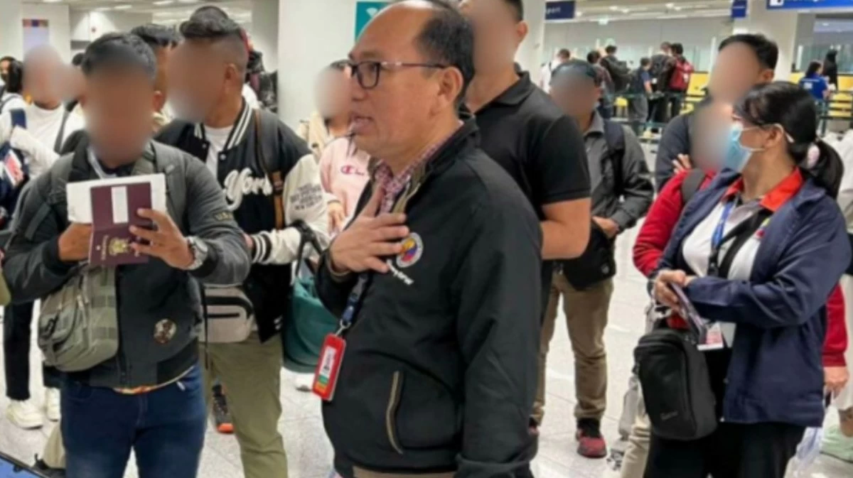 299 Stranded Filipinos Leave UAE on Emirates Flight