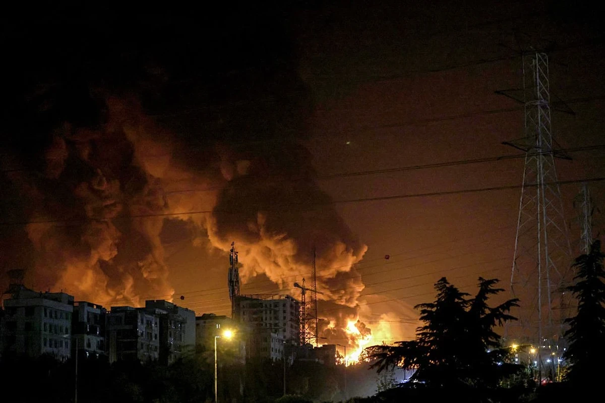 1,045 Killed as Strikes Hit Tehran and Other Cities