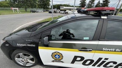 1 dead, 17 injured in school bus accident in Canada's Quebec