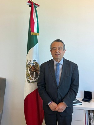 Mexican Envoy's Pledge: Full Solidarity for Kuwait's Leadership
