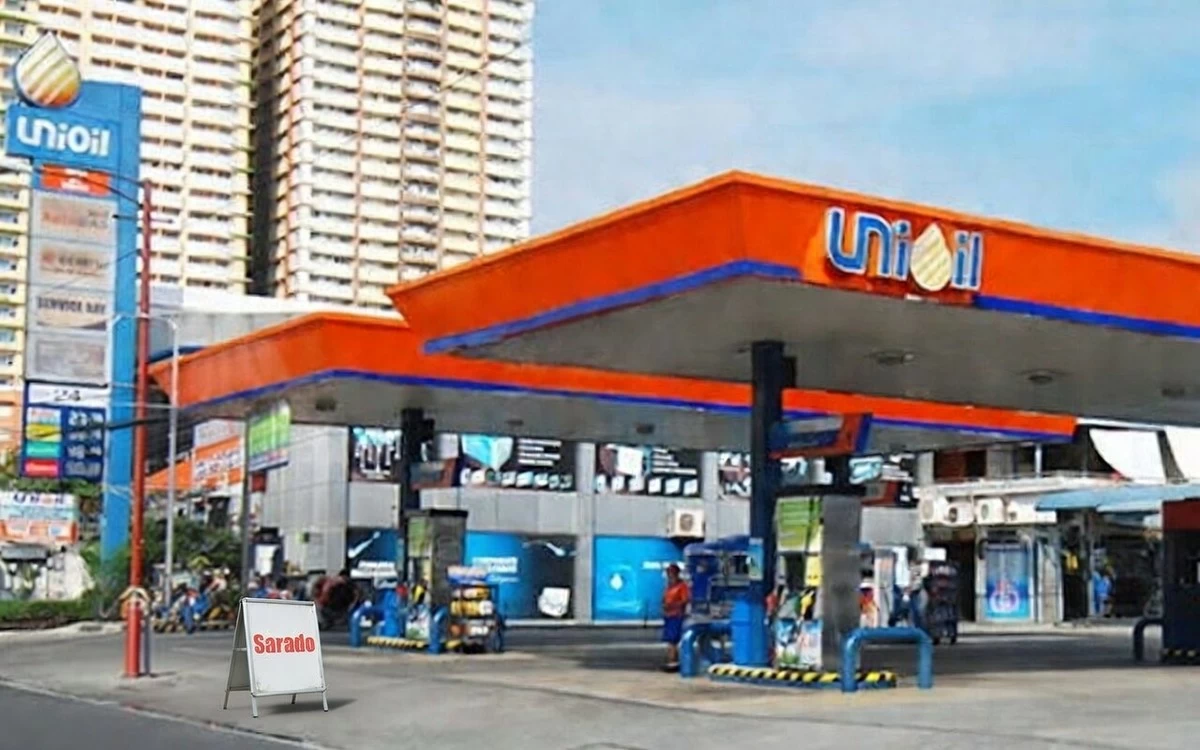 Hundreds of fuel stations in the Philippines shut down