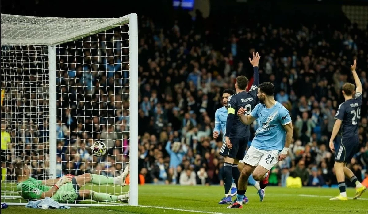 FIFA takes 'daylight offside' trials to Canadian league