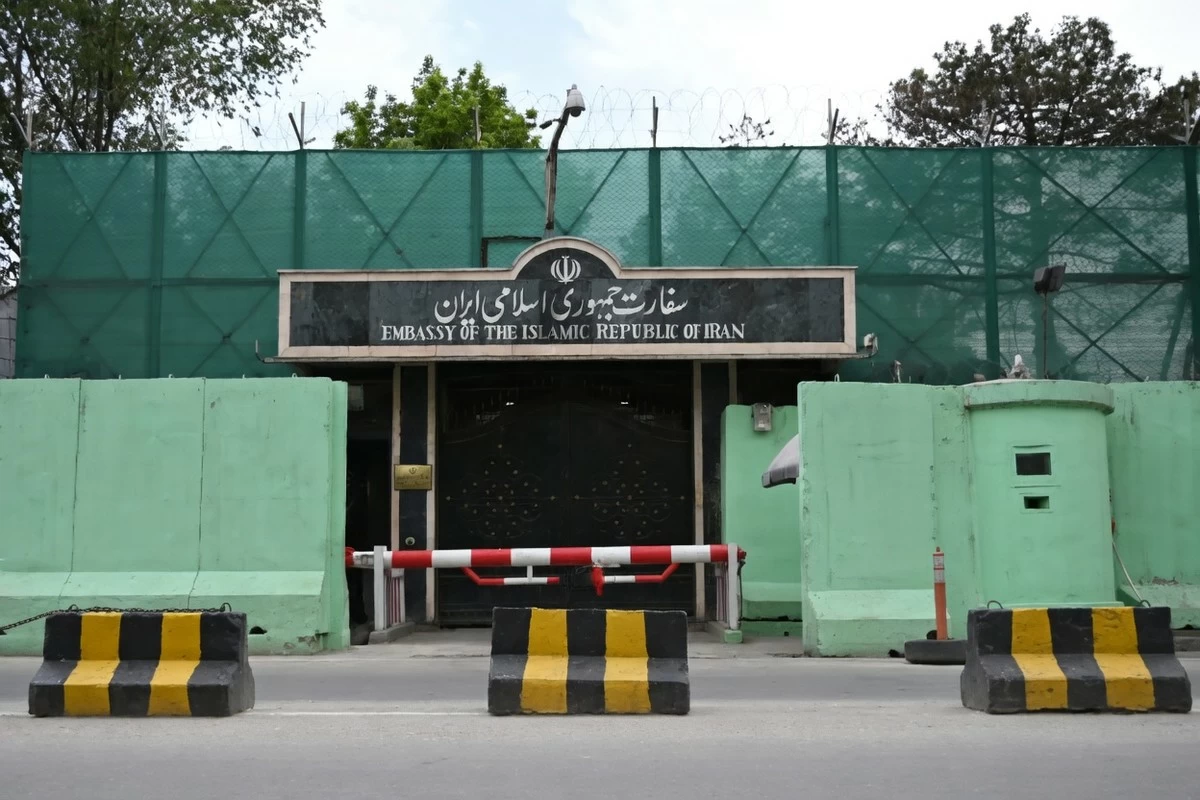 Iran Turns to Afghan Donations During Ongoing War