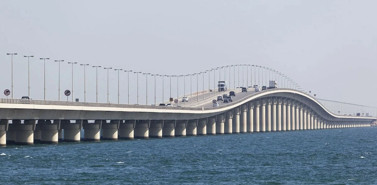 King Fahad Causeway between Saudi Arabia and Bahrain reopens