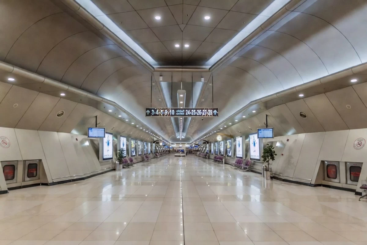 Kuwait skies stay locked, armed forces stay loaded