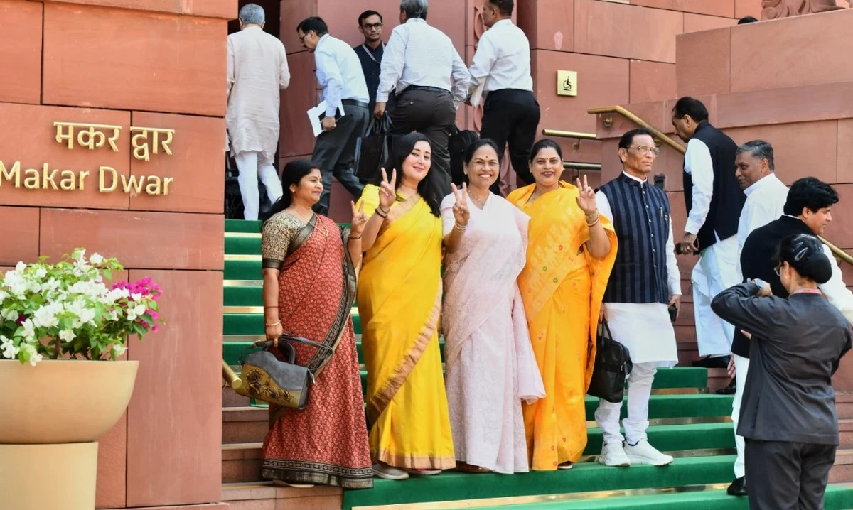 India Parliament Blocks Modi&rsquo;s Plan to Redraw Electoral Boundaries, Link to Women&rsquo;s Quota