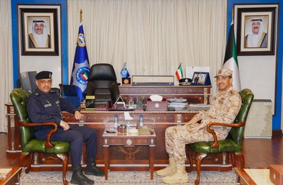 Kuwait Interior Ministry, Army General Staff Discuss Enhanced Security Coordination