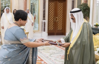 Ambassador of India Presents Credentials to His Highness the Amir of Kuwait