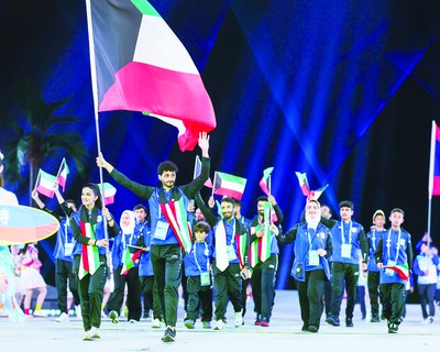 Flag bearers shine as aquathlon opens Kuwait campaign at Asian Beach Games