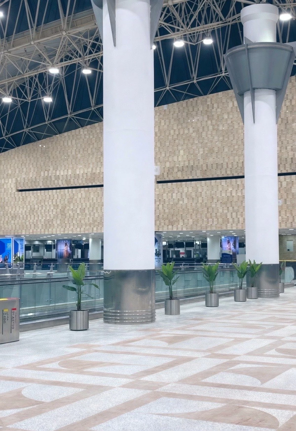 Post-Crisis Repairs Drive Phased Reopening of Kuwait Airport