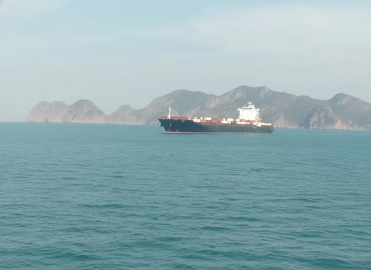 US Military Says 34 Ships Turned Away Under Iran Blockade, One Vessel Seized